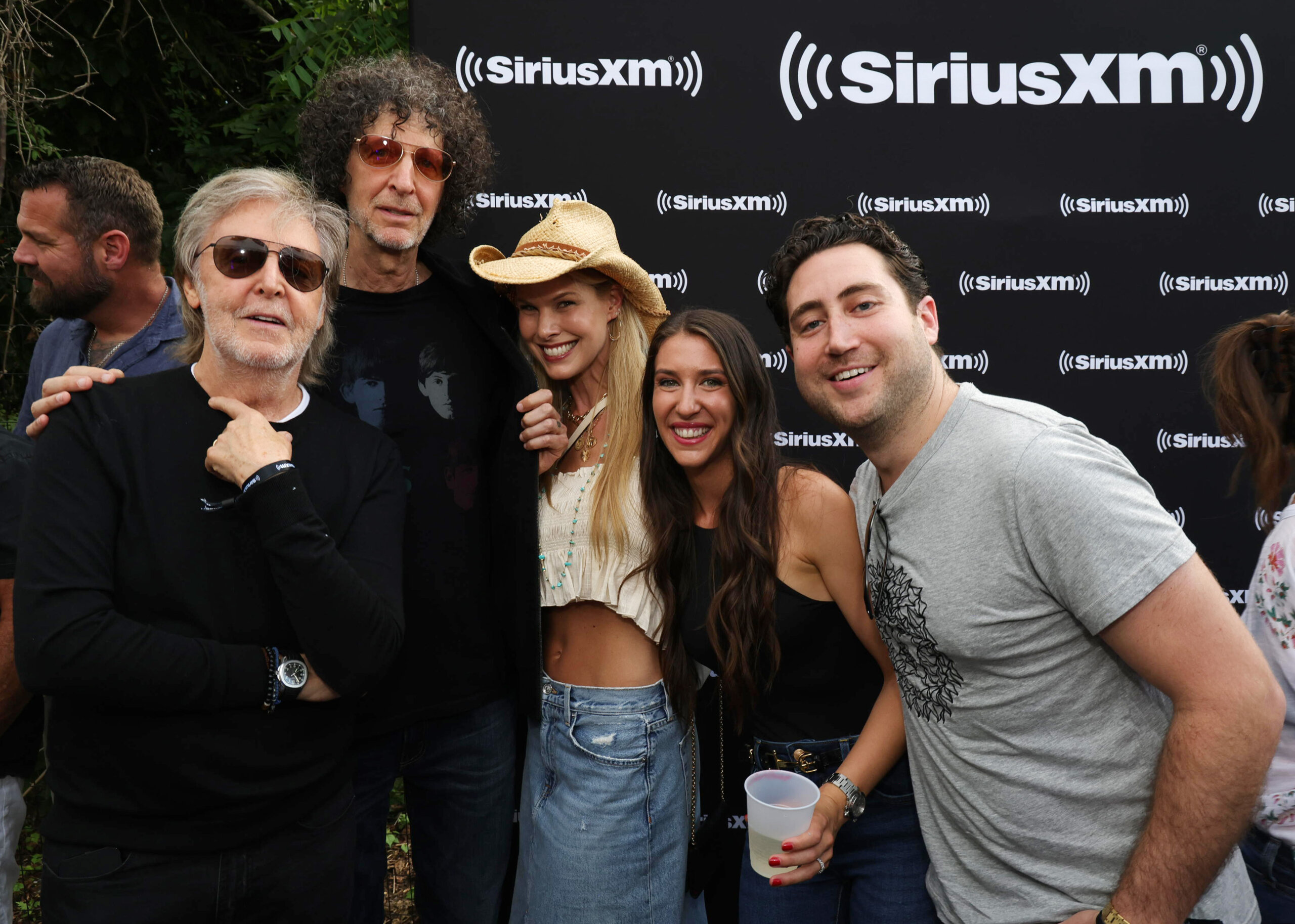 Paul McCartney, Howard Stern, Beth Stern and guests at the Talkhouse to see Ed Sheeran