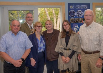 Christopher Nassauer, Paul Anderson, Kristina Marino, Linda Darroch-Short, Amanda Belz, Jerry Nichols at RISE Life & NYIT Picnic