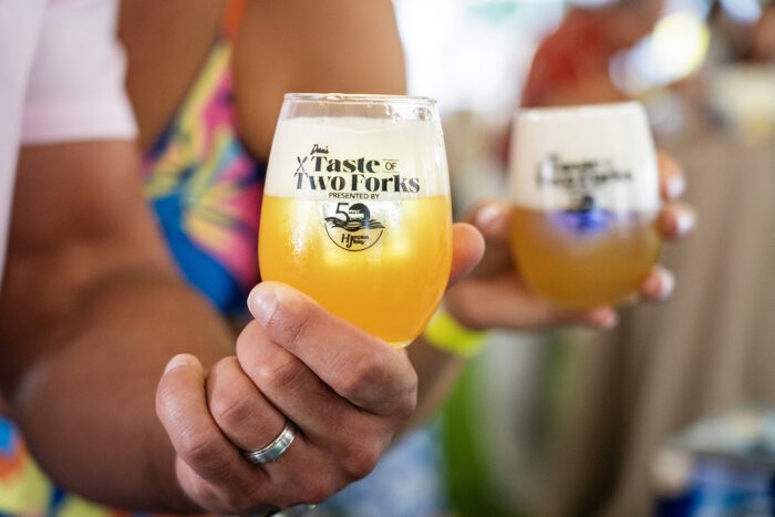 Toast to Taste of Two Forks Presented by Hampton Jitney!