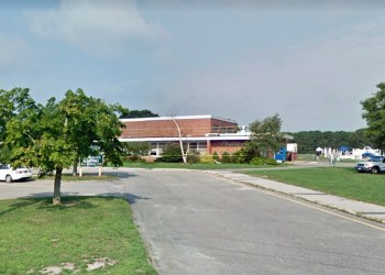 Phillips Avenue Elementary School in Riverhead (Google Maps)