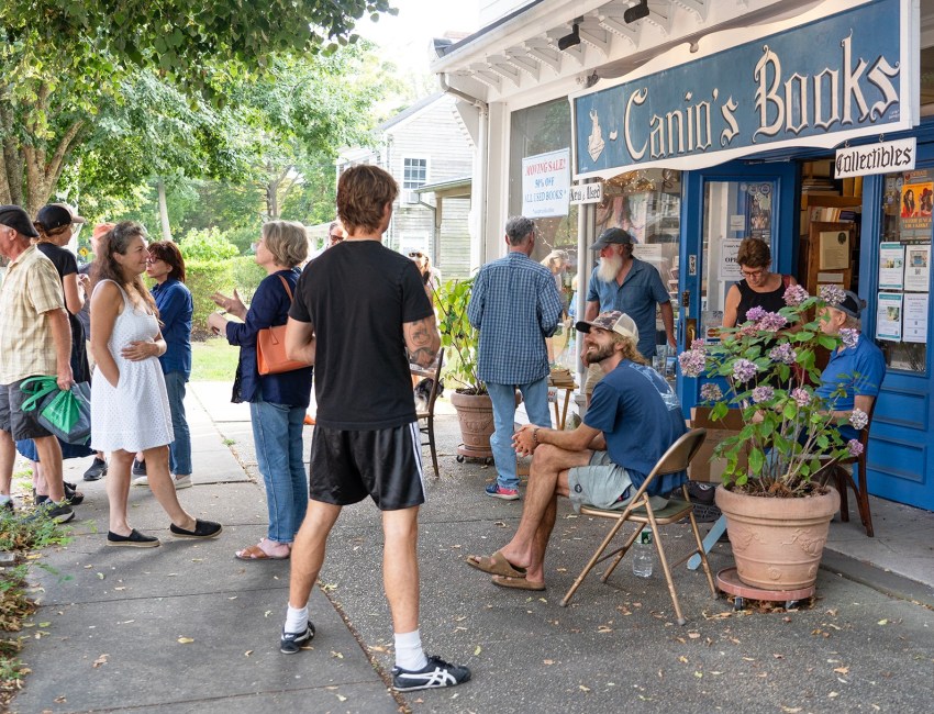 A busy Canio's Books in Sag Harbor