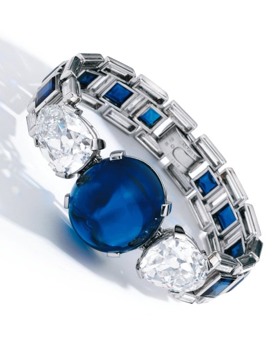 Cartier, Sapphire and diamond bracelet, c. 1927 (Courtesy of Sotheby’s)