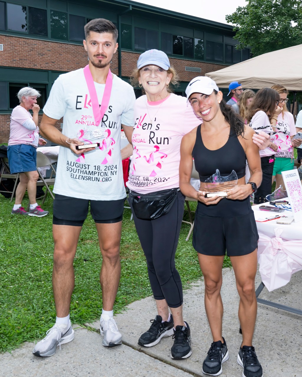 1st Place Male Sergey Avramenko, Ellen Hermanson Foundation Co-Founder Julie Ratner, 1st Place Female Kara Dych at Ellen's Run