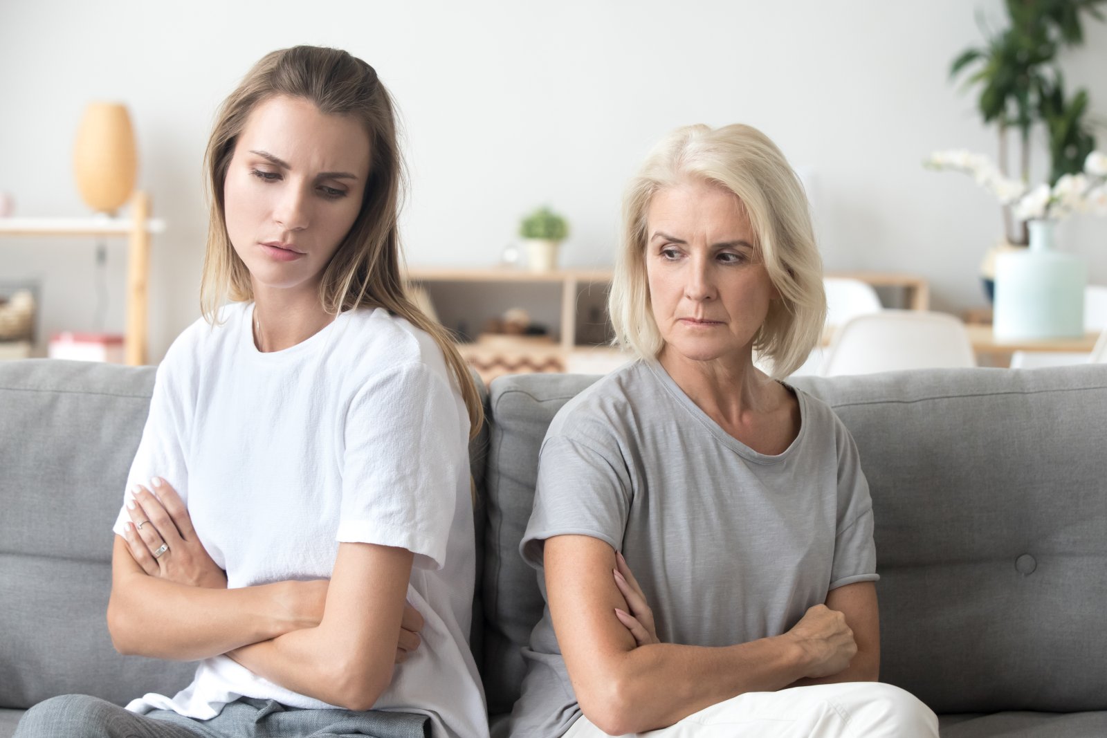 1 in 4 Adults Estranged from Family–Paths to Reconcile Exist