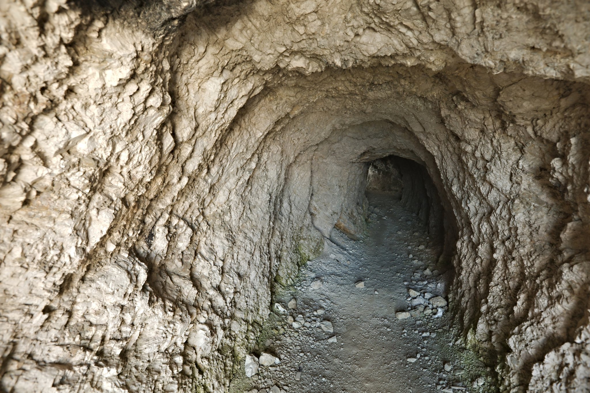 Secret tunnel dug to the Hamptons Subway's Lumber Lane station from Maple Avenue