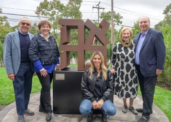 Gillian and Simon Salama-Caro, Simi Teitelbaum Schneier, Donna Schneier, Rabbi Marc Schneier at Dedication