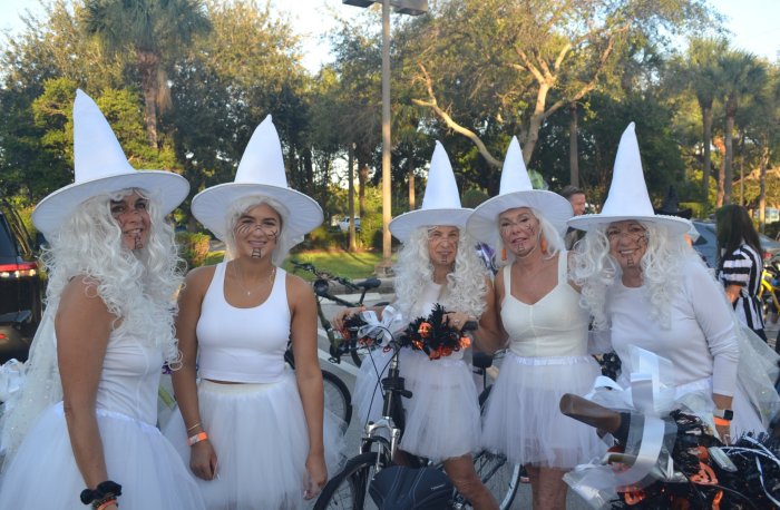 Catherine Dubois, Alexa Bobbi Armstrong, Leanne Marinello, Patti Schoaf at Witches Bike Ride