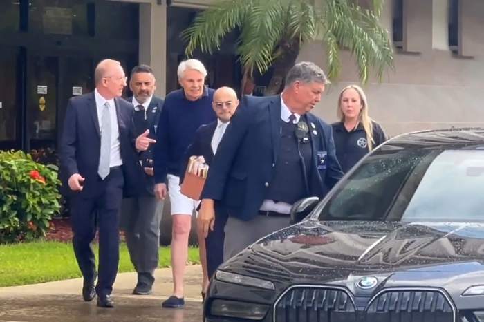 Mike Jeffries, the former longtime chief executive of Abercrombie & Fitch, leaves federal court after he was criminally charged with sex trafficking and prostitution involving dozens of men, in West Palm Beach, Florida, U.S. October 22, 2024 in a still image from video. REUTERS/Stringr.com