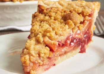 Andrea Anthony's apple cranberry crumb pie Thanksgiving