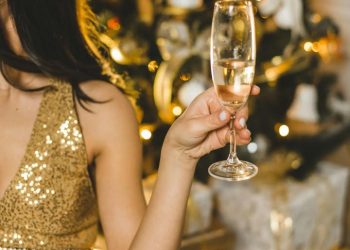 Baron's Cove is hosting a New Year's Eve party for the new year of 2025