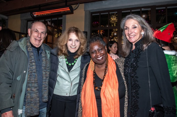 Sam Eskenazi, Julie Ratner, Bonnie Cannon, Deb McEneaney at Wolffer Estate