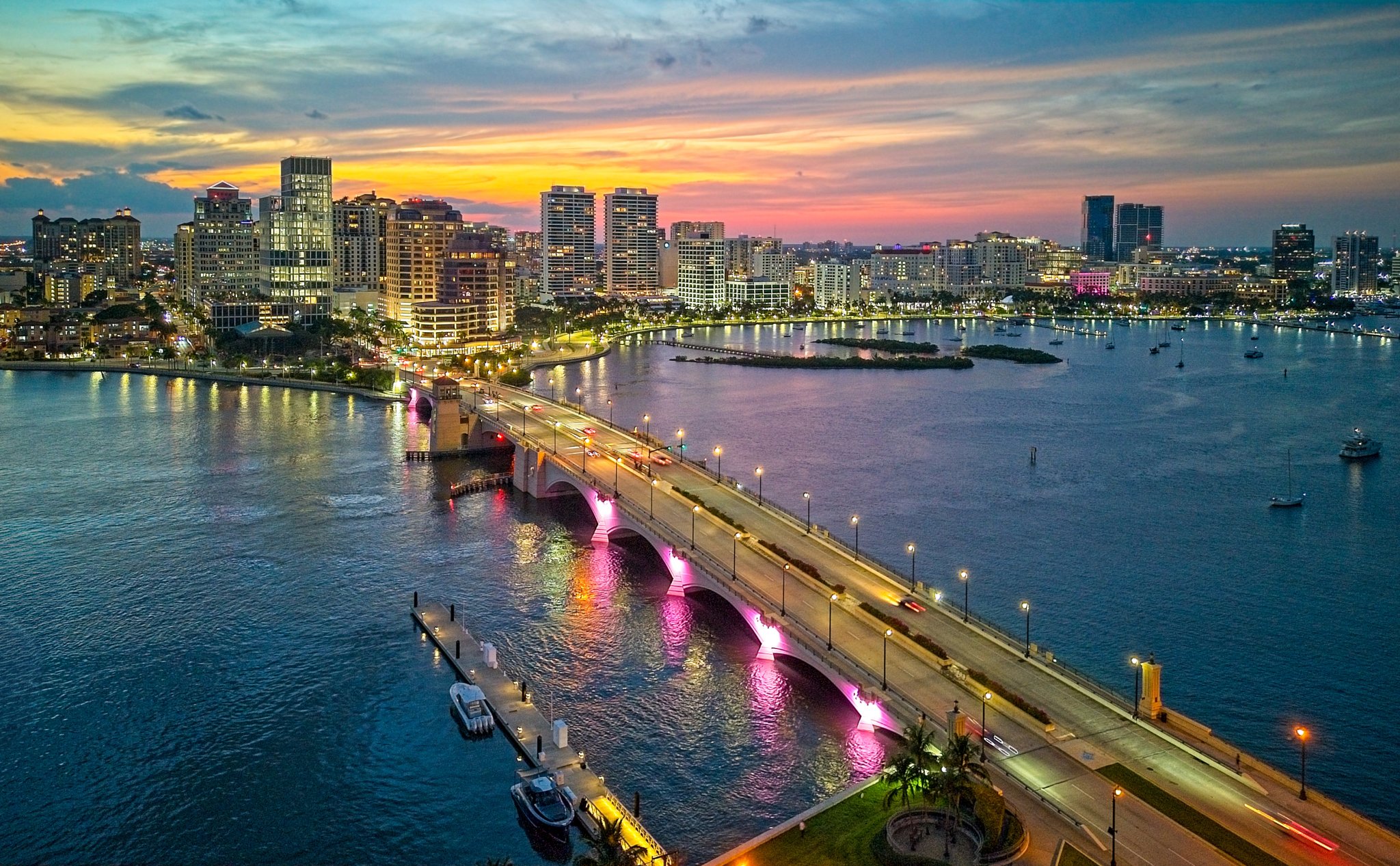 Aerial view of Royal Park Bridge Palm Beach