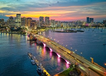 Aerial view of Royal Park Bridge Palm Beach