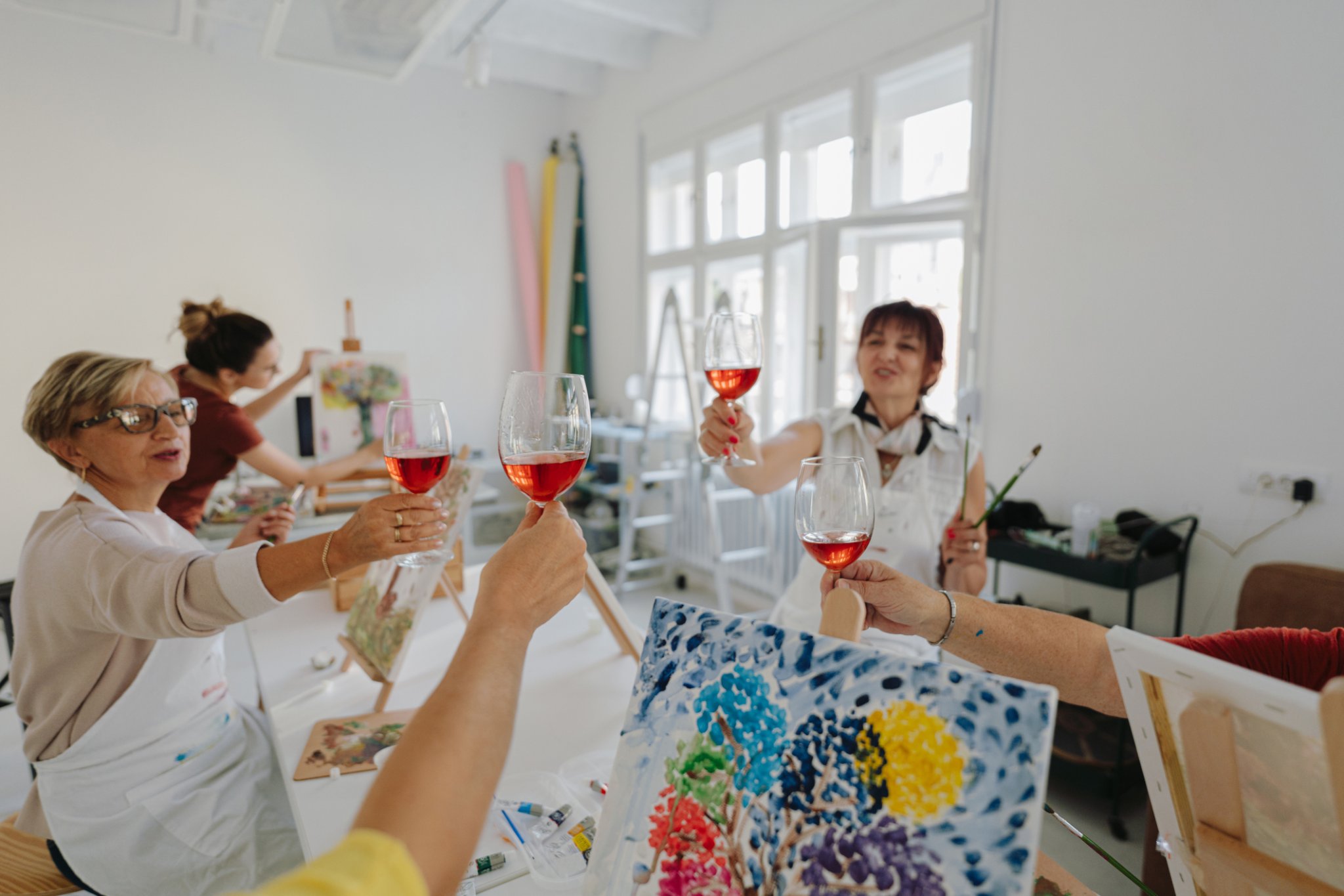 Learn from the best at Paint and Sip at the Southampton Arts Center.